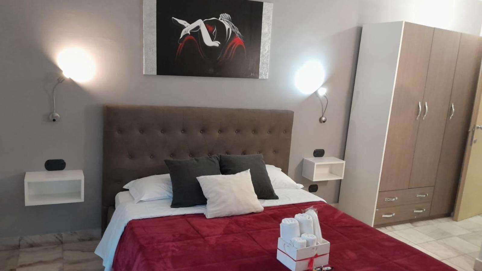 Rainbow Sweet Rooms Valmontone Exterior foto